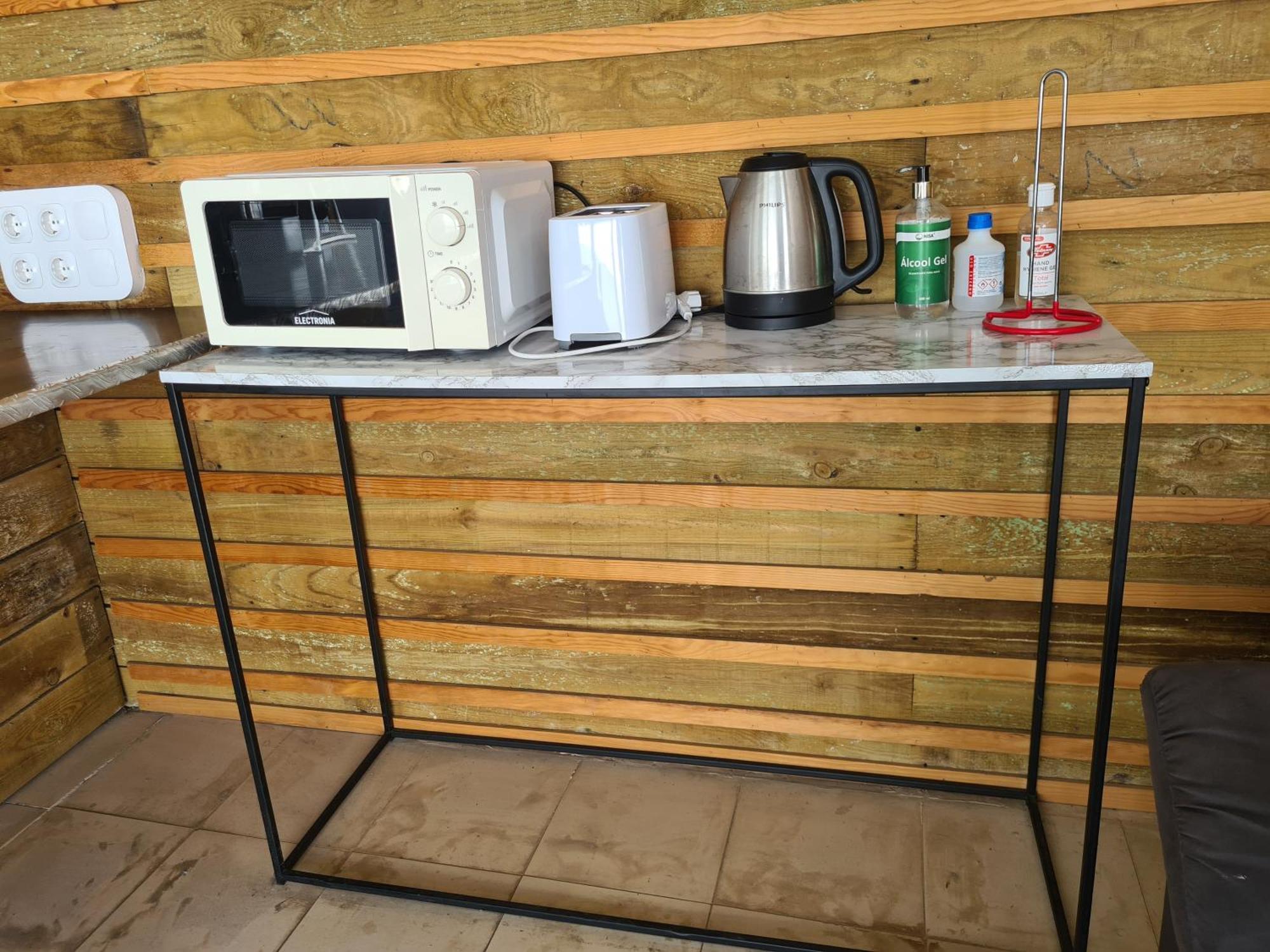 Casa Vale Ecotainer Hostel Lisbon Bagian luar foto